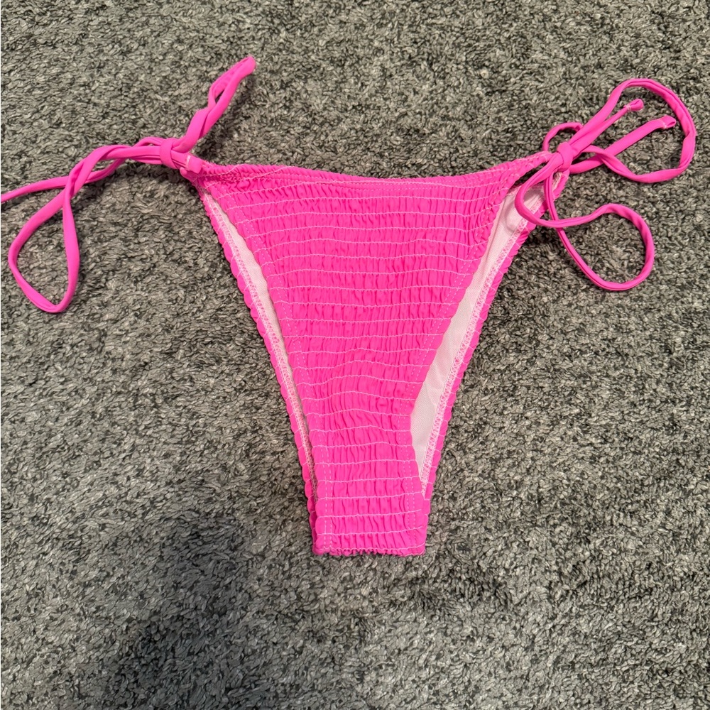 Tie bathing suit bottoms